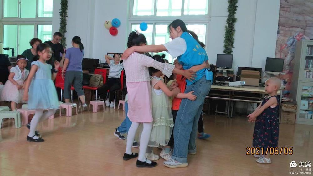 09b436a119c44034adc5fac250003f43.jpg