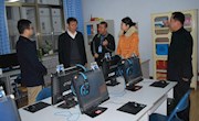  甘肃省图书馆副馆长许新龙一行对麦积区图书馆进行业务指导