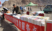  甘州区图书馆开展全民阅读免费增刊活动(图文)