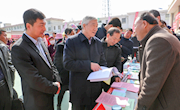  临泽县图书馆积极参与文化科技卫生“三下乡”活动