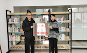 麦积区图书馆在桥南街道办事处书苑社区 服务点开展挂牌、业务辅导工作