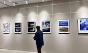 “镜头看世界 光影见乾坤——马援东摄影艺术作品展”在甘肃省图书馆开展